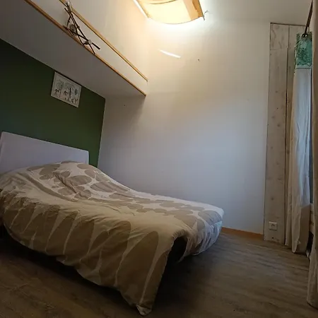 La Vieille Ecole - Maison 4 A 6 Personnes