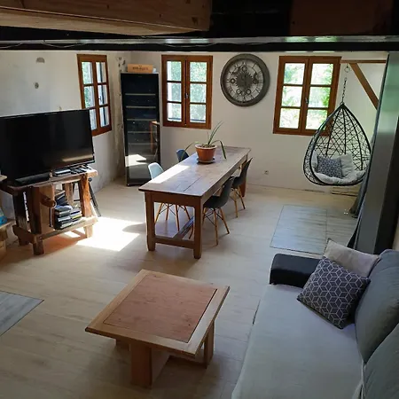 La Vieille Ecole - Maison 4 A 6 Personnes 펜션